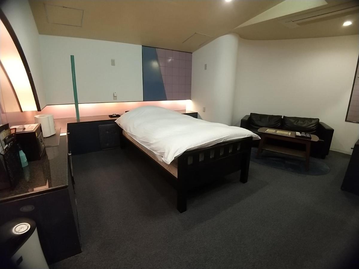 Hotel Beni East (Adults Only) Οσάκα Εξωτερικό φωτογραφία