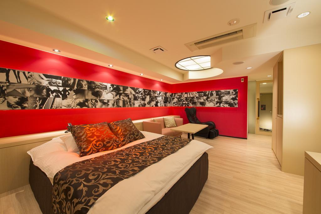 Hotel Beni East (Adults Only) Οσάκα Δωμάτιο φωτογραφία