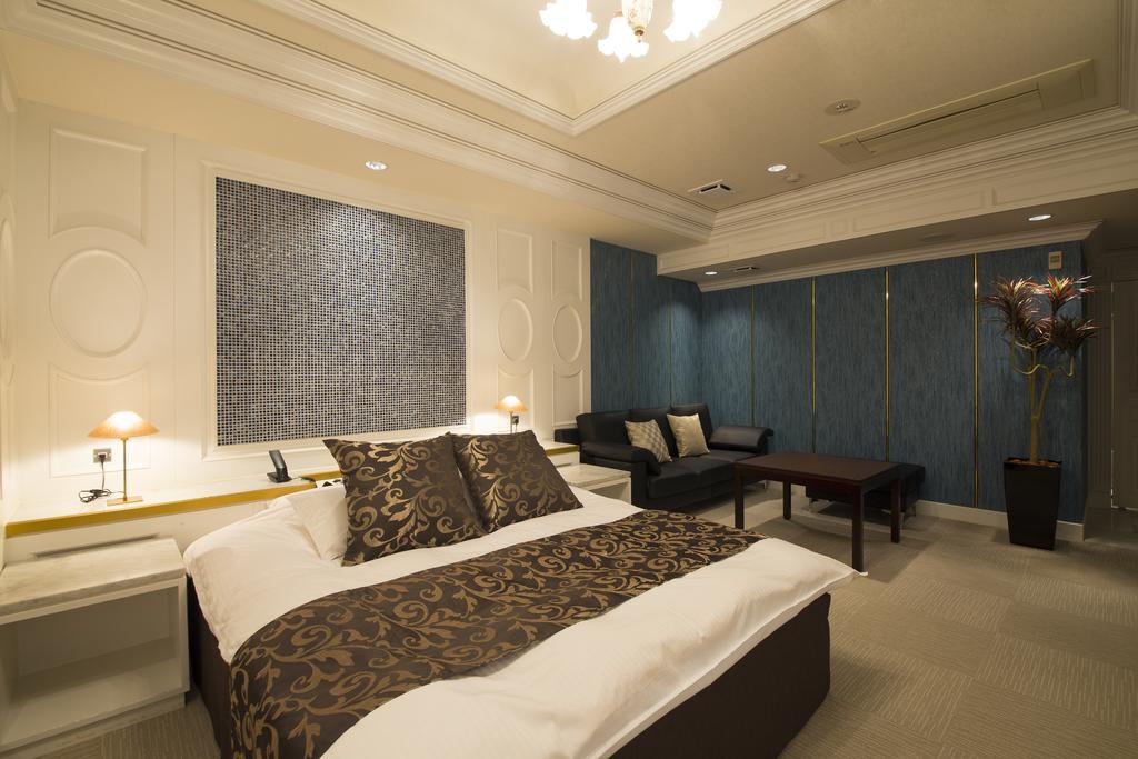 Hotel Beni East (Adults Only) Οσάκα Δωμάτιο φωτογραφία