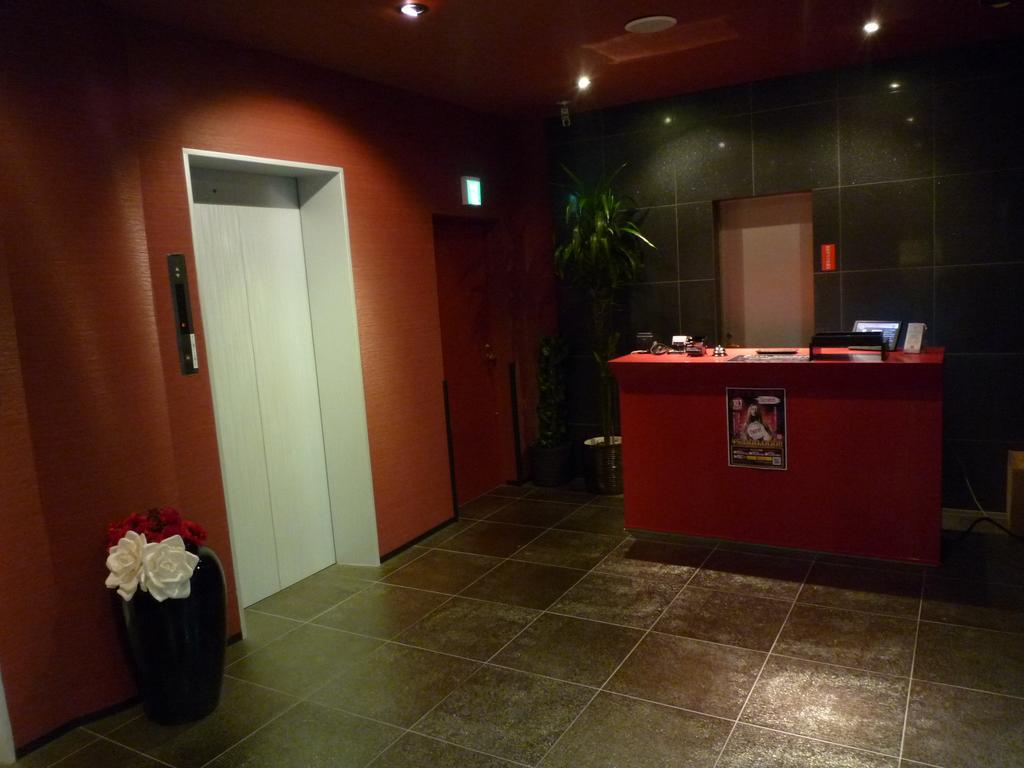 Hotel Beni East (Adults Only) Οσάκα Εξωτερικό φωτογραφία